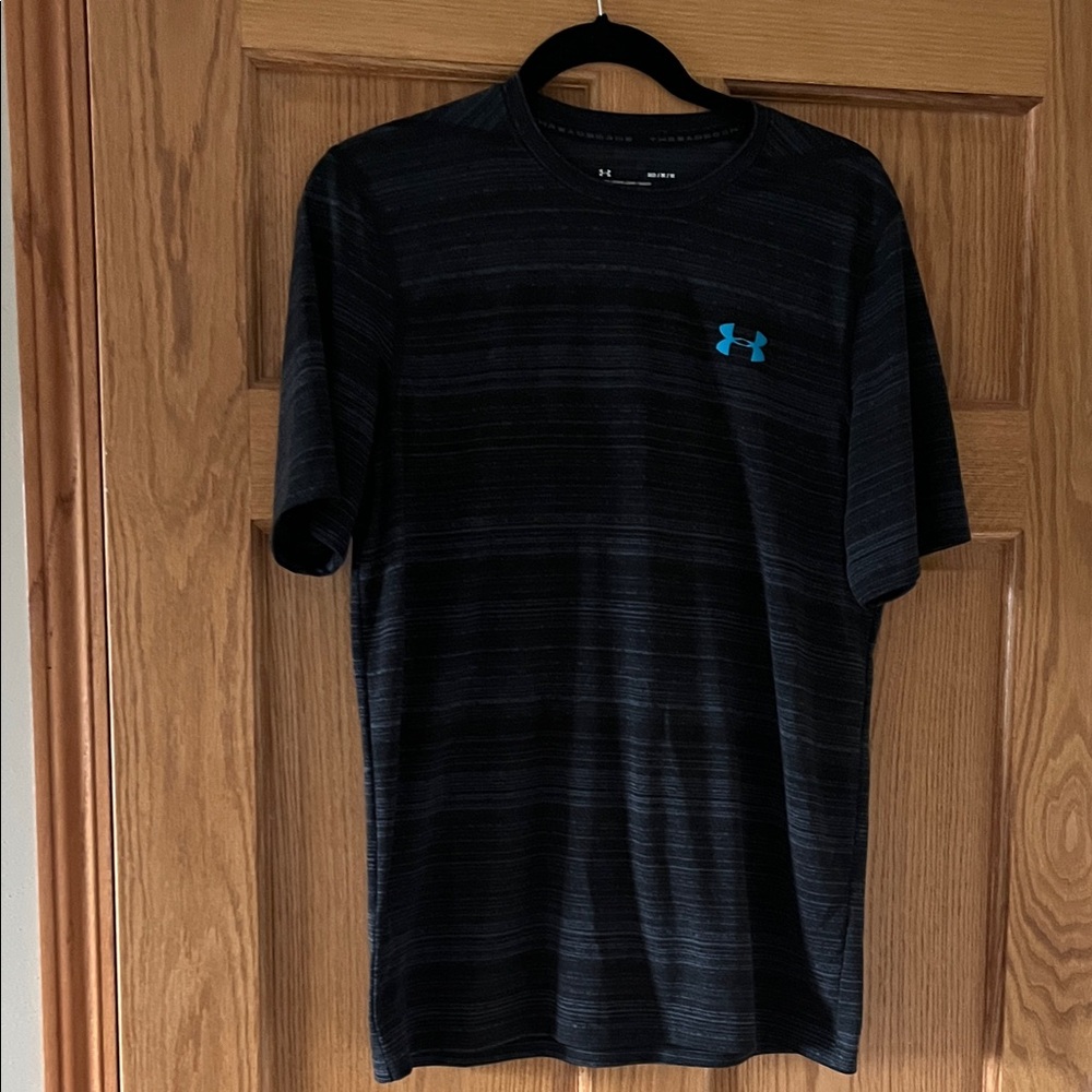 Under Armour Men's Gray Heat Gear Shirt